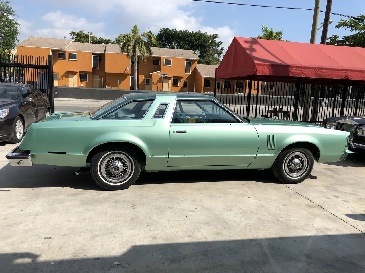 Classic coupe