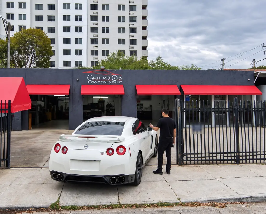 The repaired GT-R leaving Giant Motors